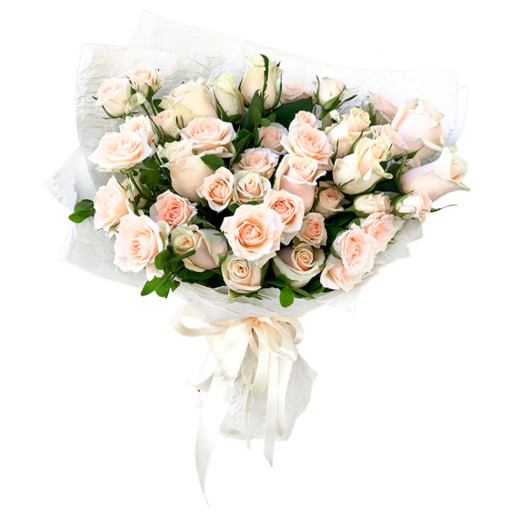 Букет цветов «Кремовый шик»