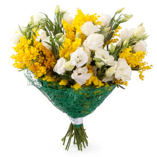 Букет с мимозой и эустомой «Цветочное счастье»