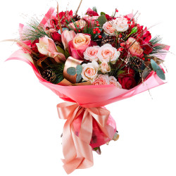 Дизайнерский цветочный букет «Элегантный шик»