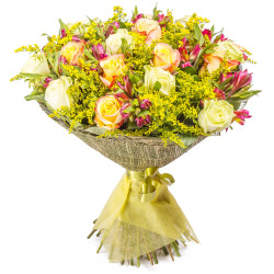 Дизайнерский букет «Солнечный блиц»