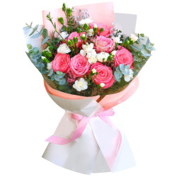 Букет из свежих цветов «Весенняя рапсодия»