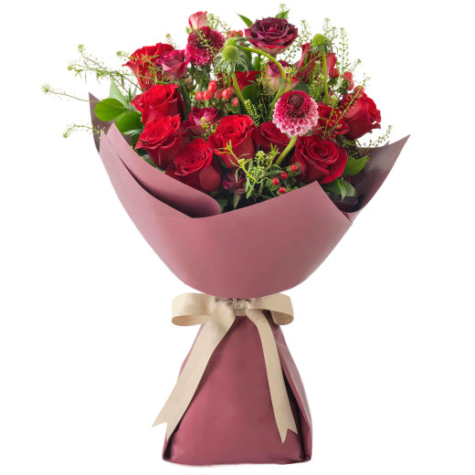 Красивый букет живых цветов «Романтика»