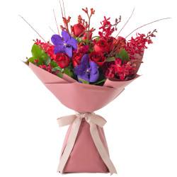 Классический букет цветов «Ванда»