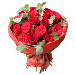 Красивый букет ароматных цветов «Алое чудо»