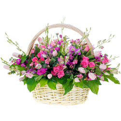 Корзина с цветами «Розовая гармония»