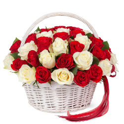 Корзина с розами «Роза в облаках»
