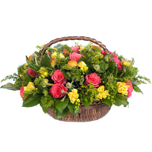 Корзина с живыми цветами «Весенний аромат»