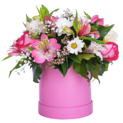 Цветочная композиция в коробке «Солнечный поцелуй»