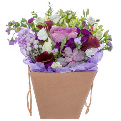 Стильная коробка с цветами «Торжество цвета»