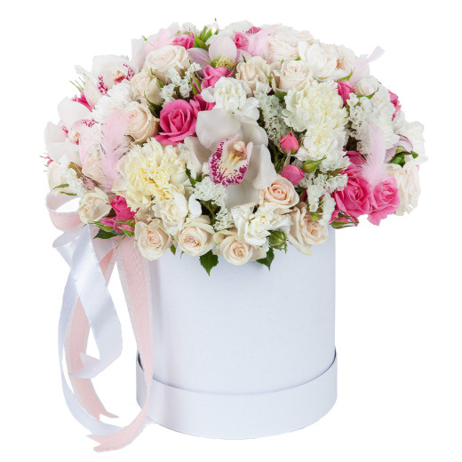 Шикарные цветы в коробке «Цветочная мечта»