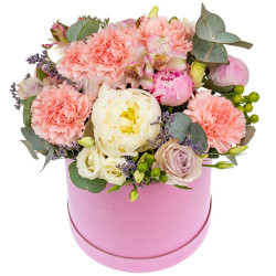 Шикарный букет в коробке «Ласка»